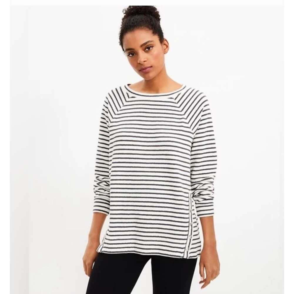 NEW‎ Lou & Grey Signaturesoft Striped Side Snap Oversized Sweatshirt Womens Sm